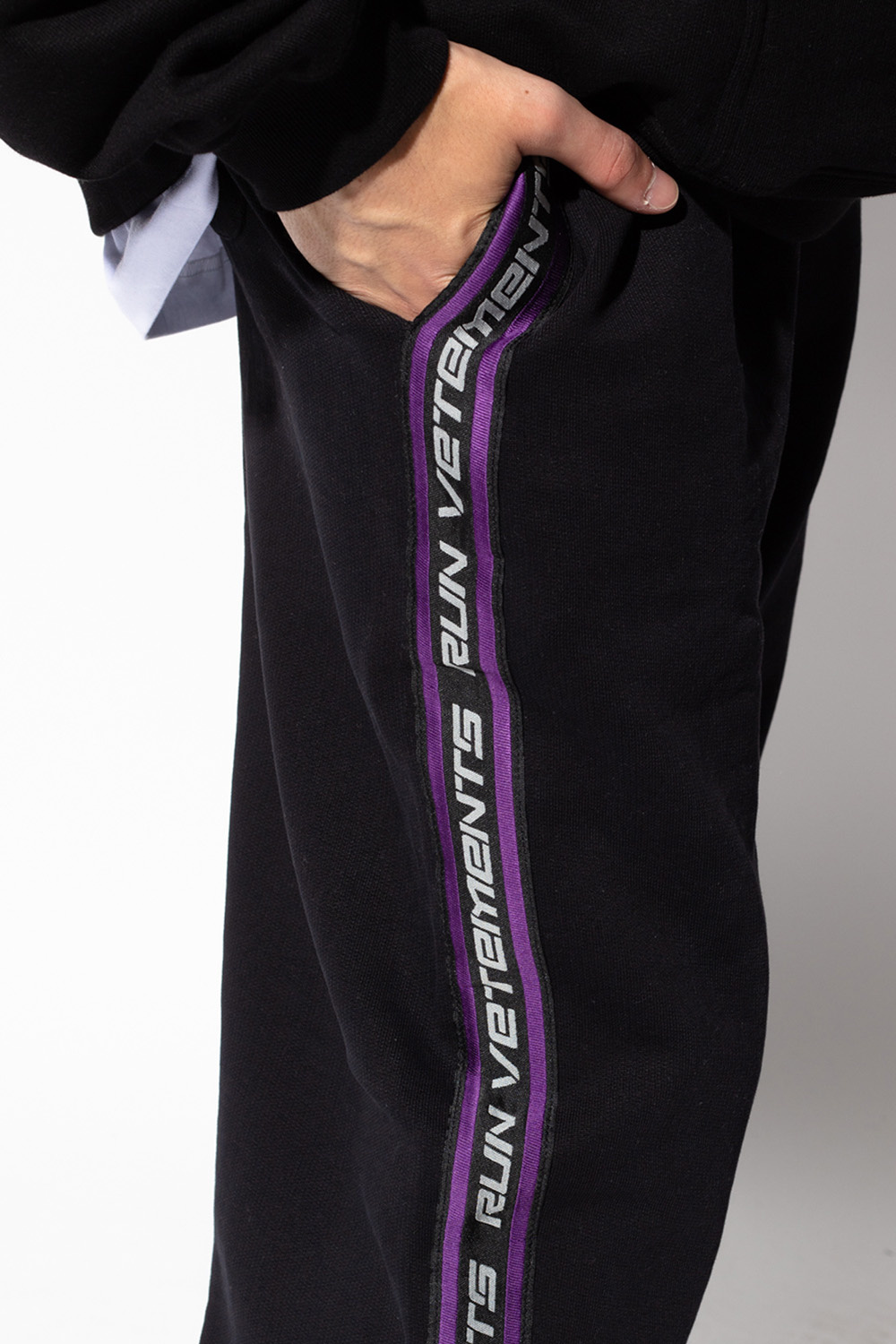 VETEMENTS Side stripe sweatpants